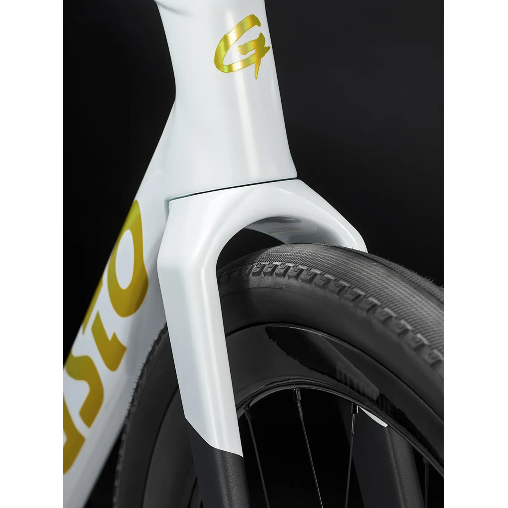 Gusto GTG Elite Ultra Gravel Bike with Shimano GRX RX610