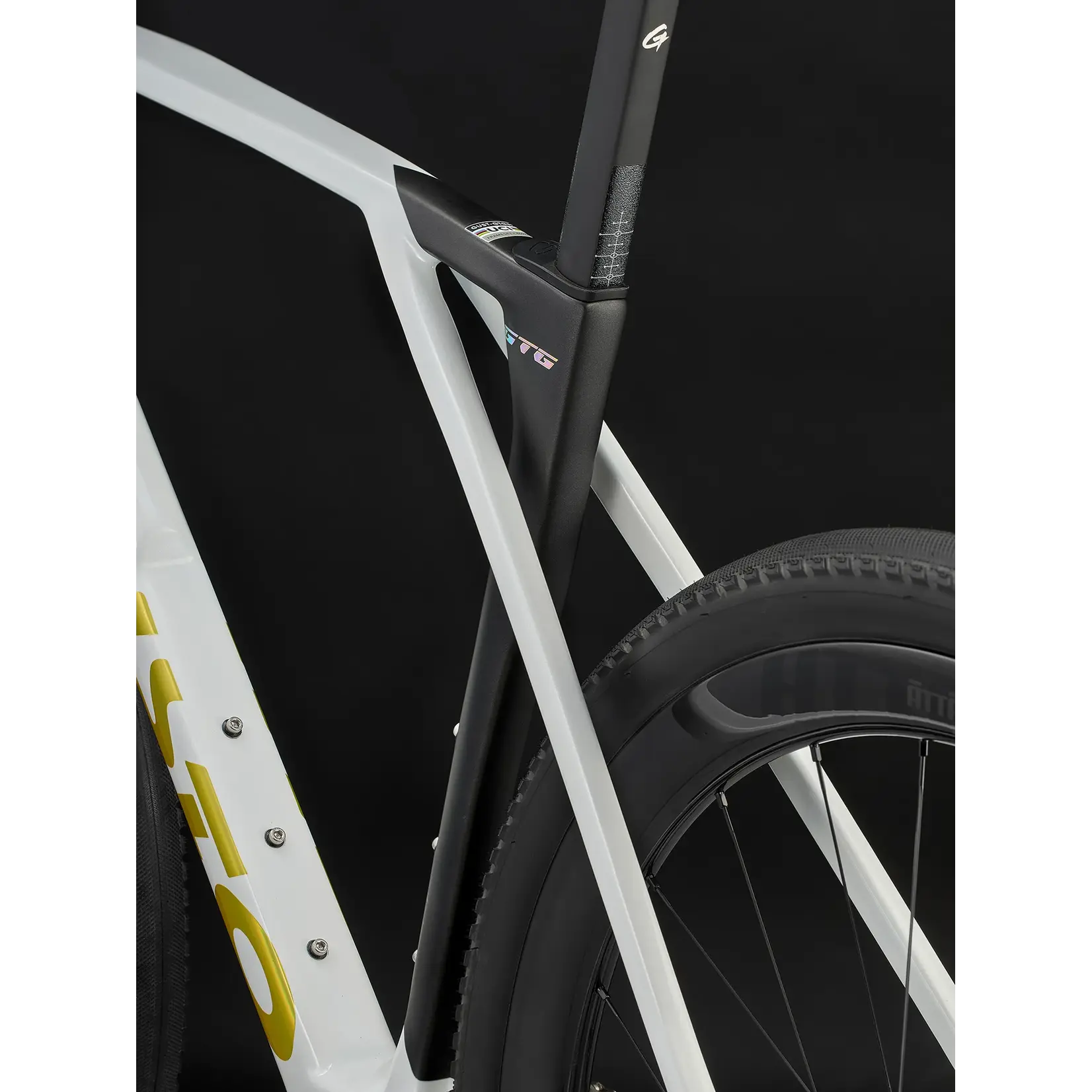 Gusto GTG Elite Ultra Gravel Bike with Shimano GRX RX610