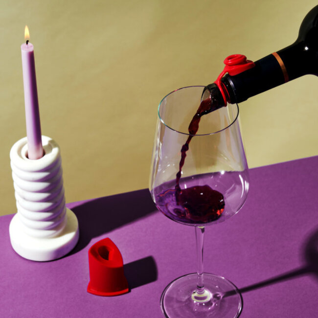 Innovine™ Tilt Aerator in Raspberry