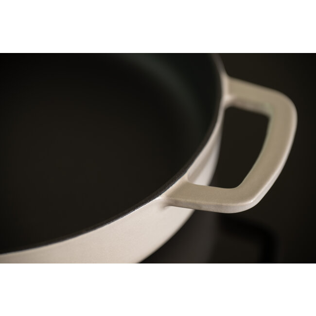 COMBEKK Skillet 28cm Enameled Recycled Cast Iron Sand