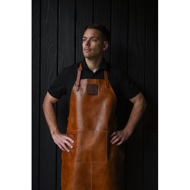 WITLOFT Schort Buffalo met zak - Cognac - Buffelleer