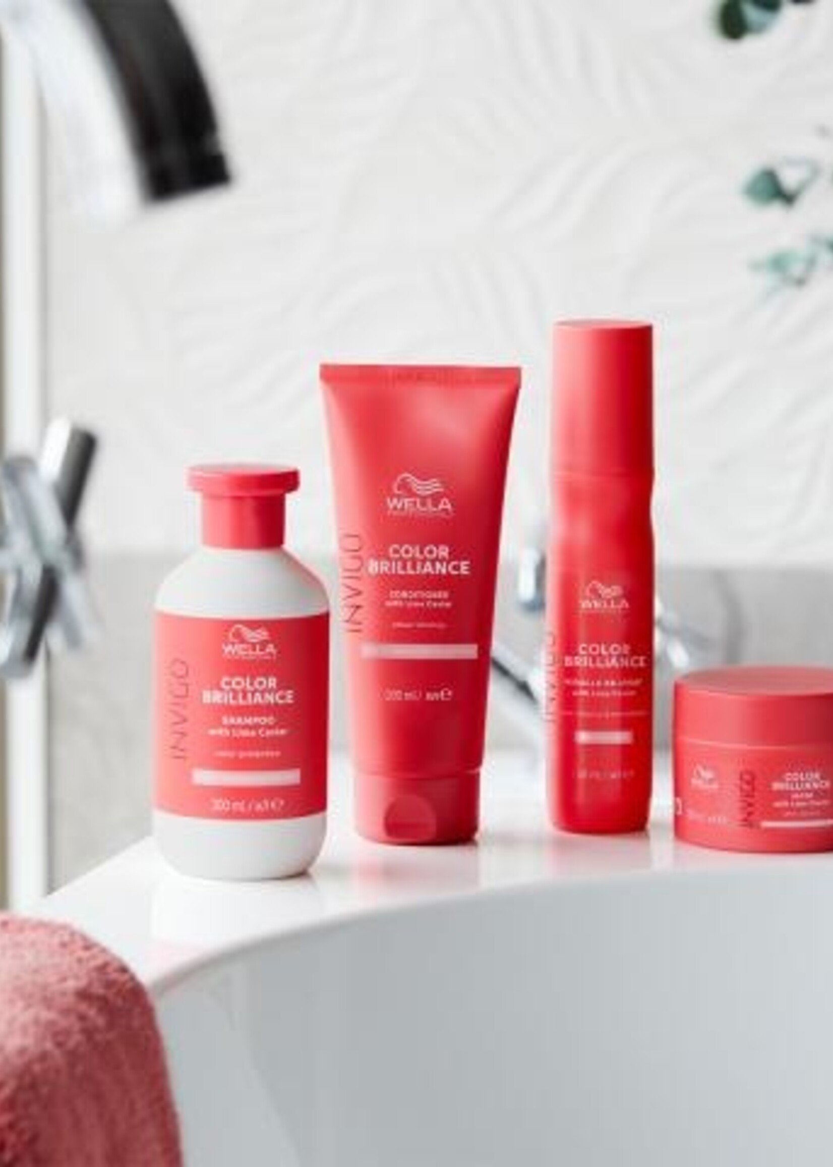 Wella Wella Invigo Color Brilliance Miracle BB Spray - 150ml