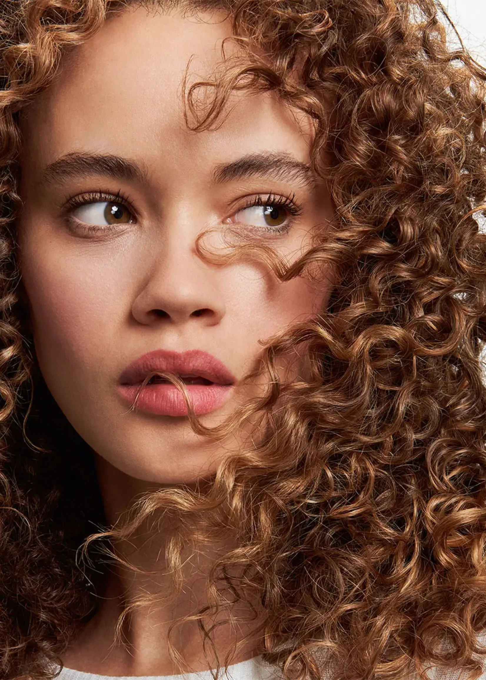 Wella Wella Elements Renewing Lightweight Conditioner