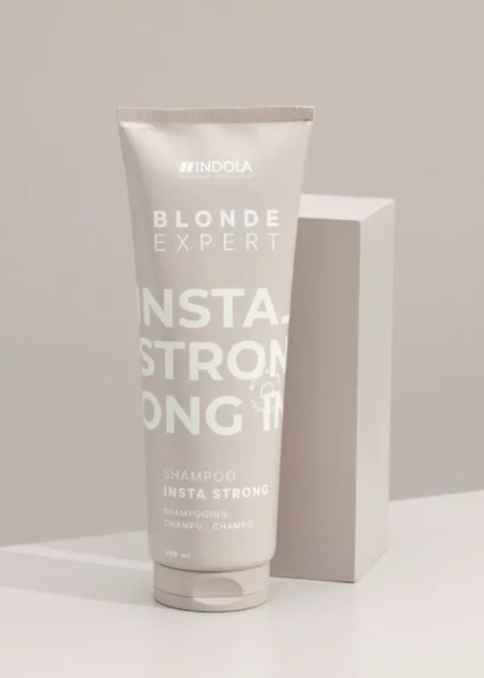 Indola Indola Blonde Expert Insta Strong Shampoo