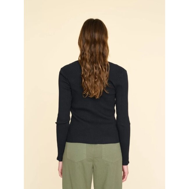 Colby Tee Black Xirena