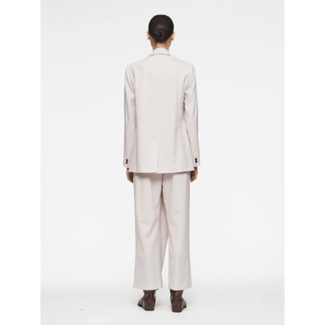 6397 New Classic Blazer Bone