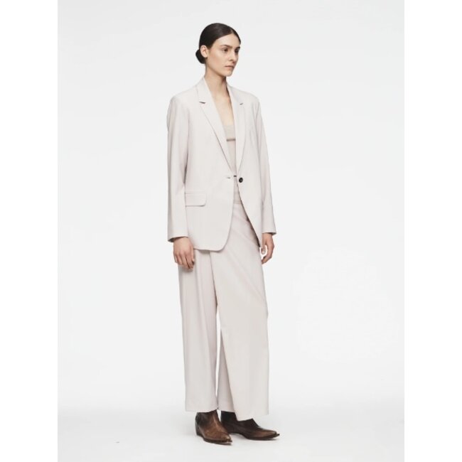 6397 New Classic Blazer Bone