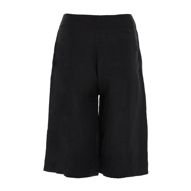 Devotion Nova short black