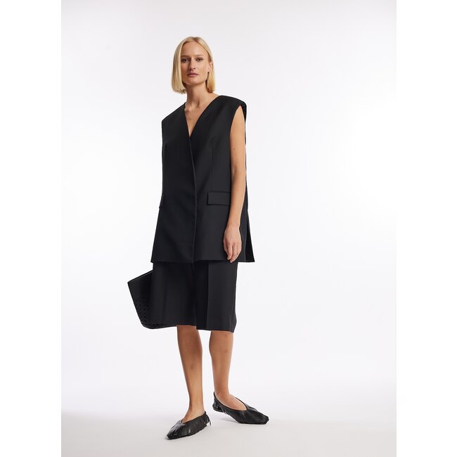 ONE and OTHER Truly Shorts Black