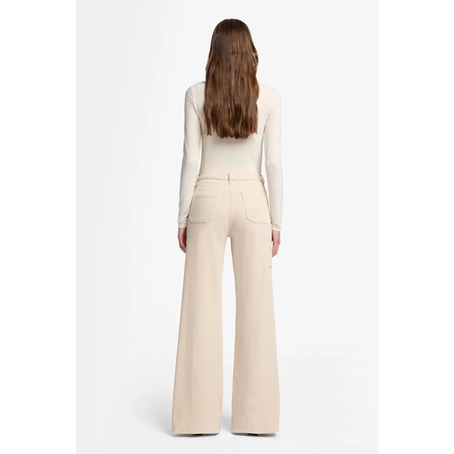 7 For All Mankind Lotta Trousers Creme With Carpenter Details