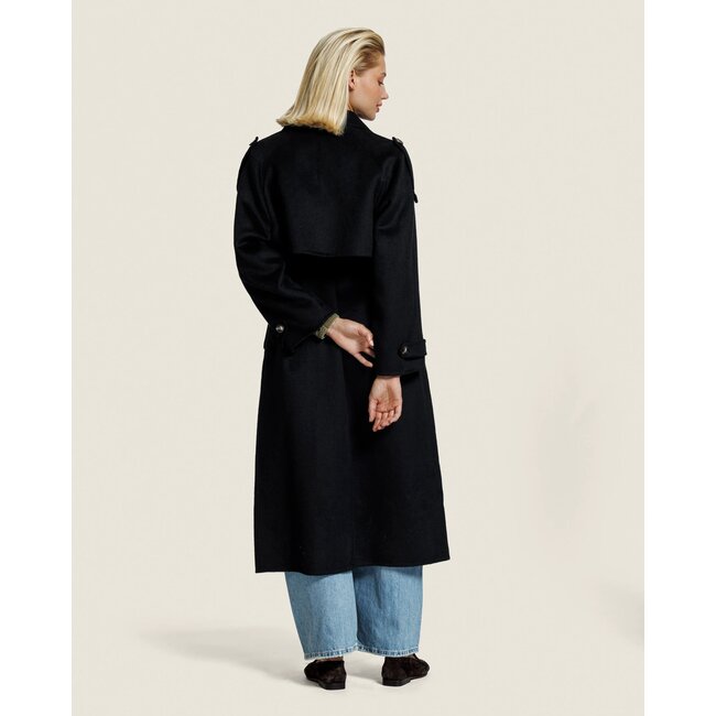 Alter Ego Adeline black