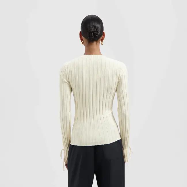 Olaf Tie detail knit top in off white
