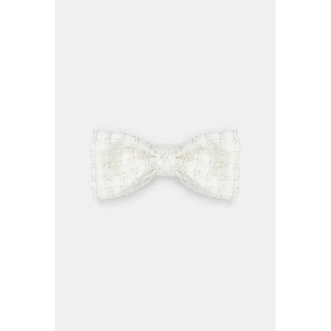 Sparkling statement bow pearl