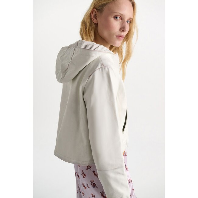 Dorothee Schumacher Sleek Statement Jacket white