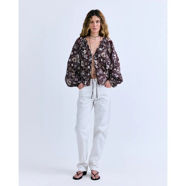 Love Stories Breeze bordeaux flower