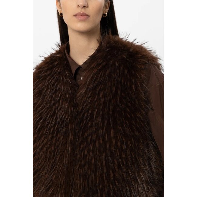 Luisa Cerano Boho gilet in faux fur look marone