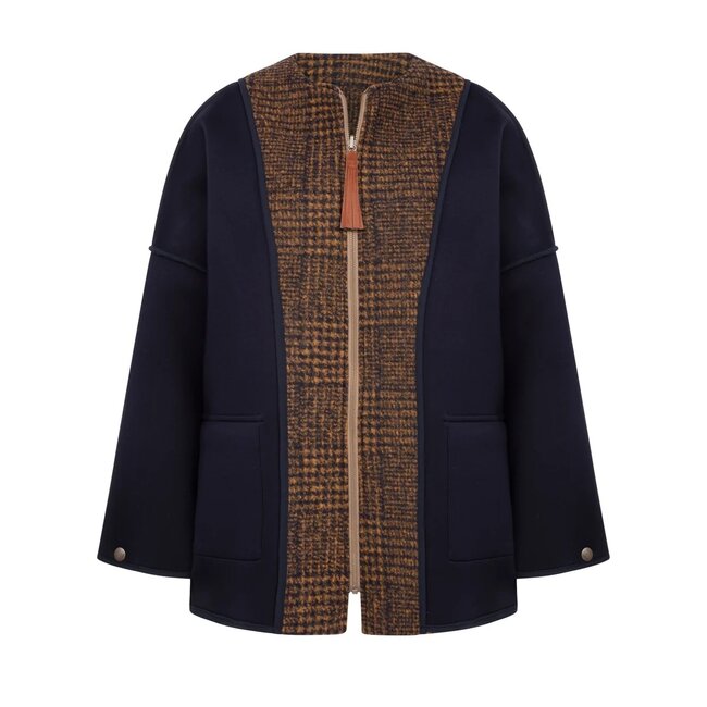 AVDW Mila bomber