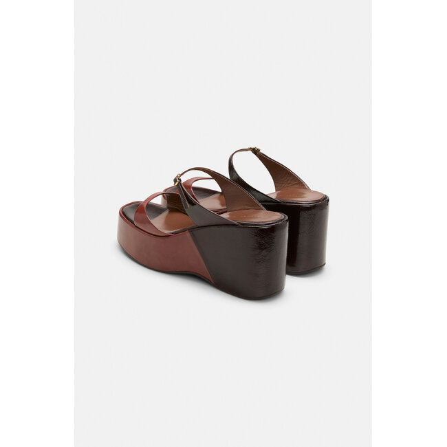 Dorothee Schumacher Crackle shine wedge sandal