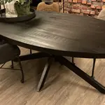 Ovaal eettafel Mangohout zwart Detroit