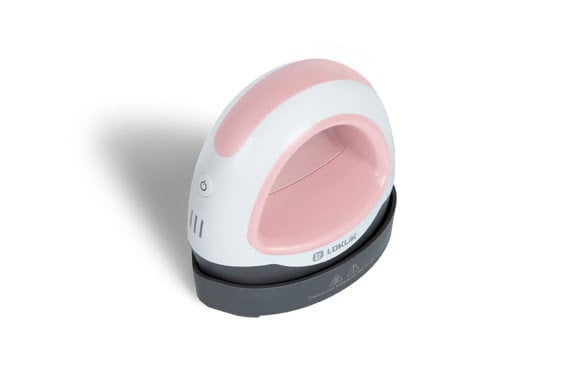 Bovenaanzicht van een LOKLiK Mini Heat Press in Romantisch roze.