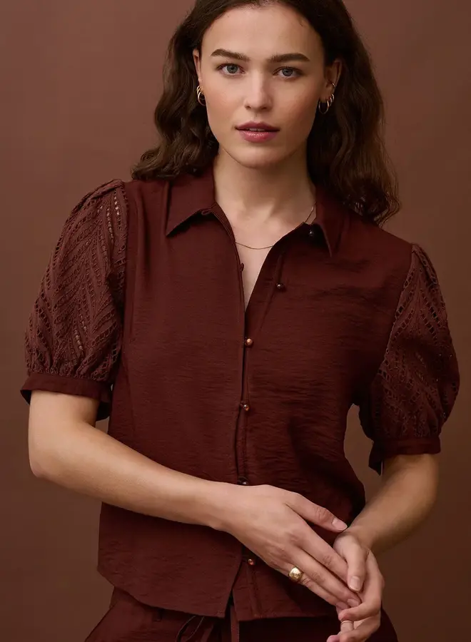 Berdine shirt s/s - Bitter chocolate