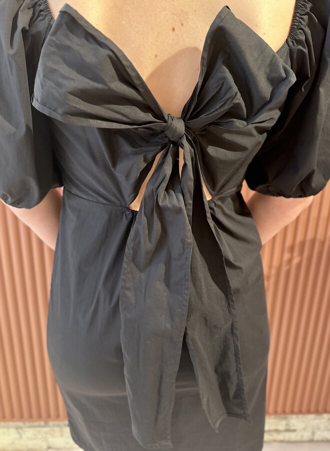 Sanna Knot Dress - Black