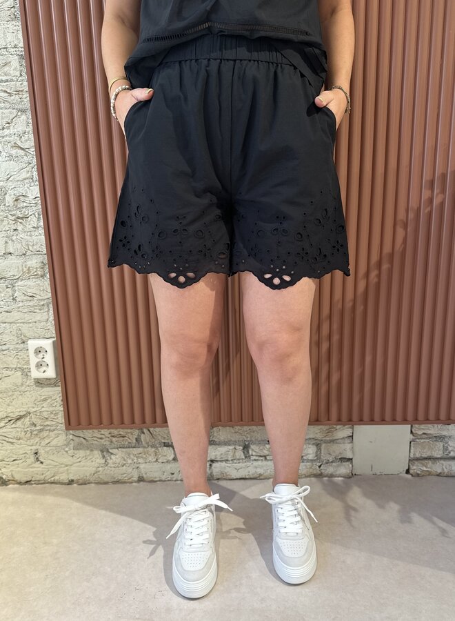 Limona Shorts | Black