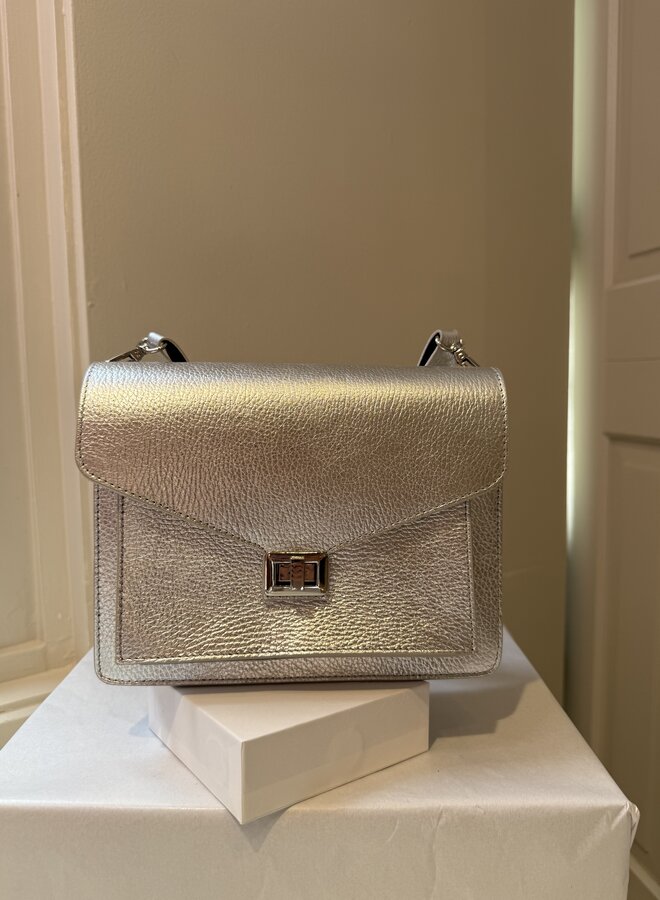 Stacey - Classic Grain | Teatro