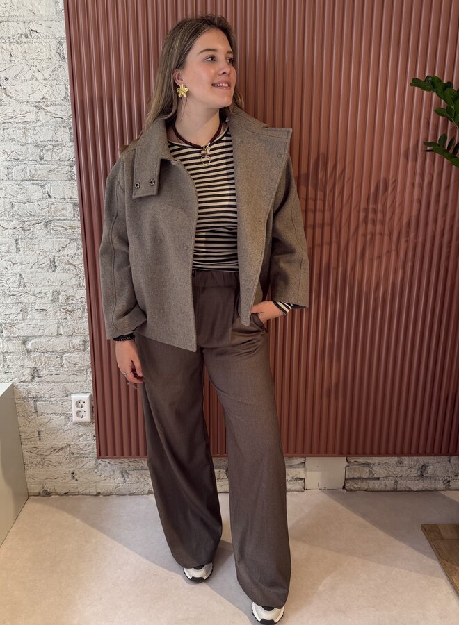 Basic ls stripe top | Chalk