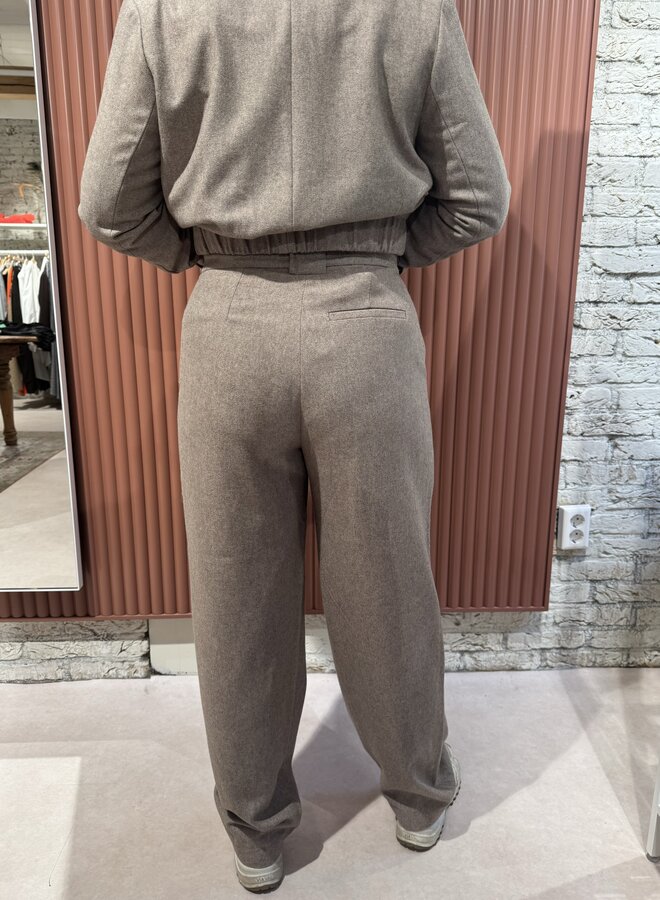 Meera LL Pant | Walnut