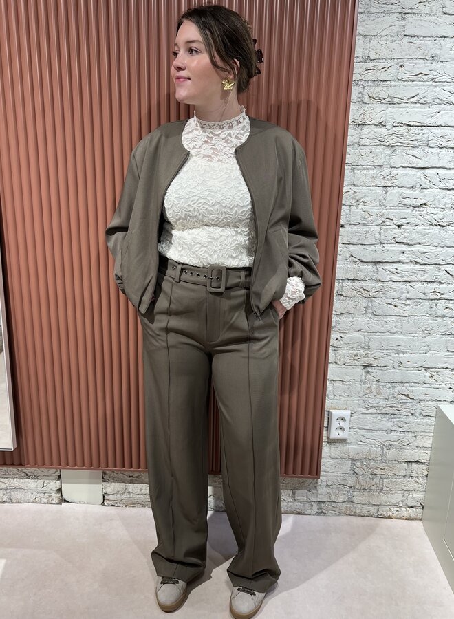 Luna Belt Crease Pant | Walnut