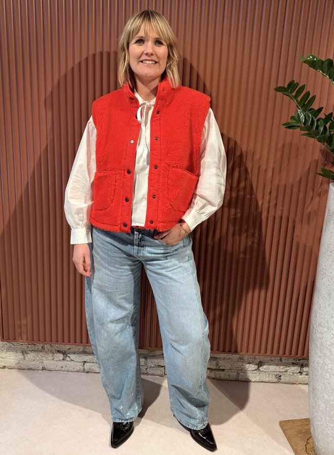 Steve Sleeveless Jacket | Poppy red