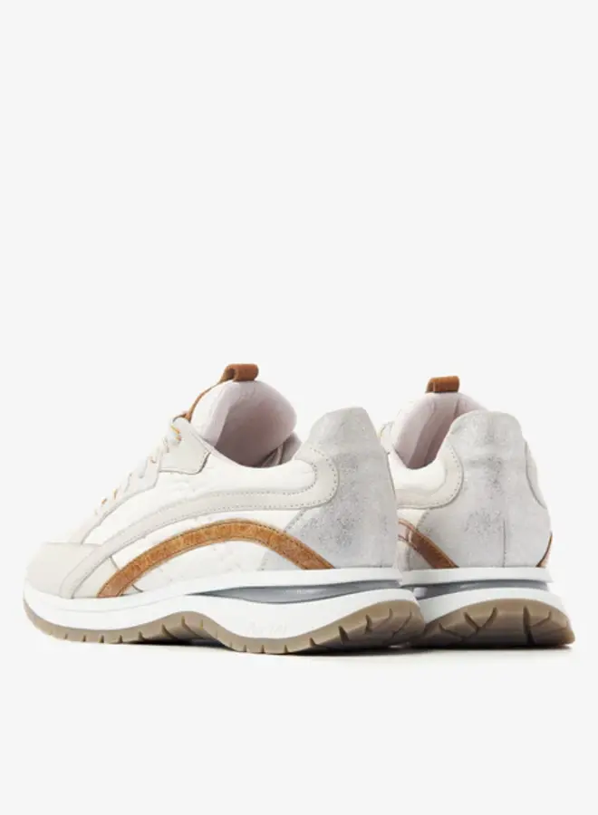 Usher Skye | Cross Creme