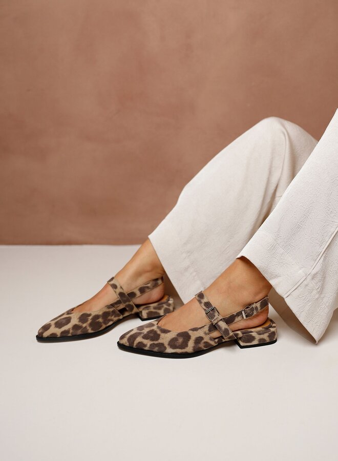 Jazz Valerie | Giaguaro Brown