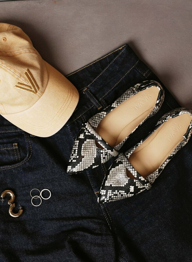 Lola Rose | Cobra Roccia