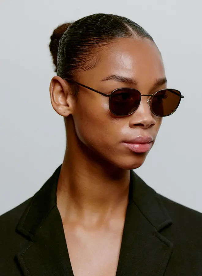 Hello | Matte Brown