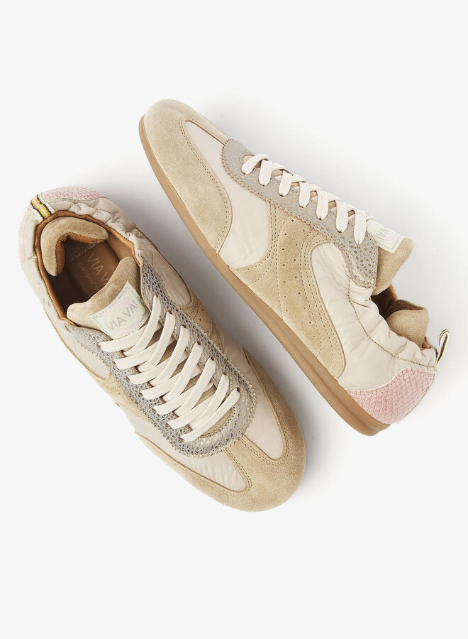 June Haylee | Viga Sand