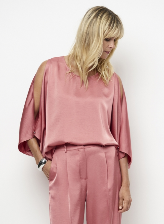 Risette flowing satin top | Coral Blush
