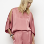 Risette flowing satin top | Coral Blush