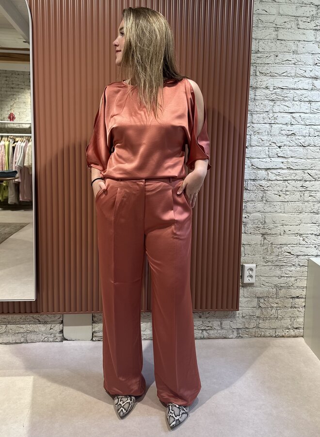 Risette flowing satin top | Coral Blush