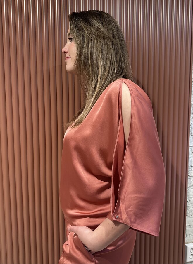 Risette flowing satin top | Coral Blush
