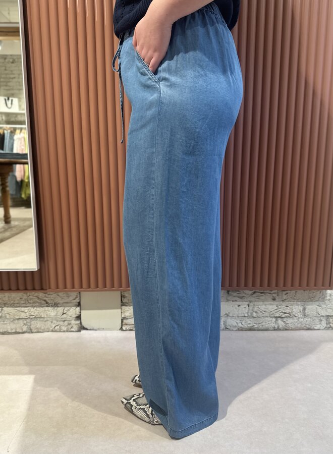 Dallas MW Trousers | Medium denim blue