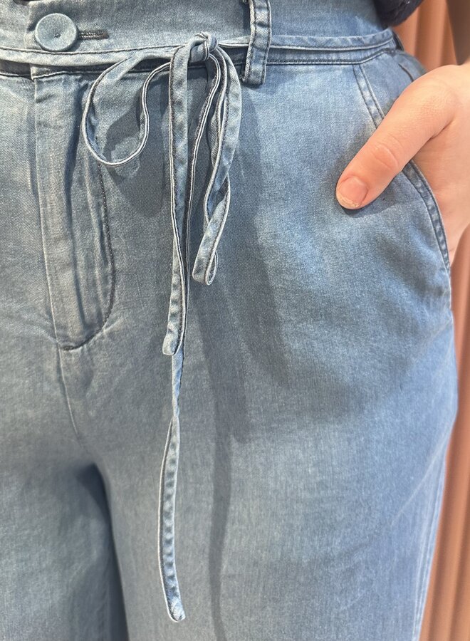 Dallas MW Trousers | Medium denim blue