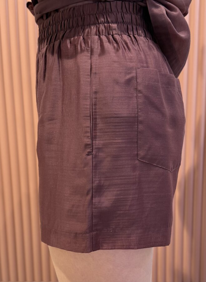 Quentyn relaxed fit shorts | Cacao Berry