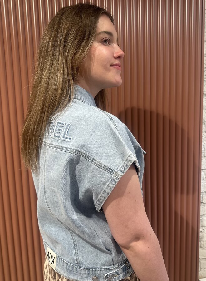 Soft denim waistcoat | Light blue denim