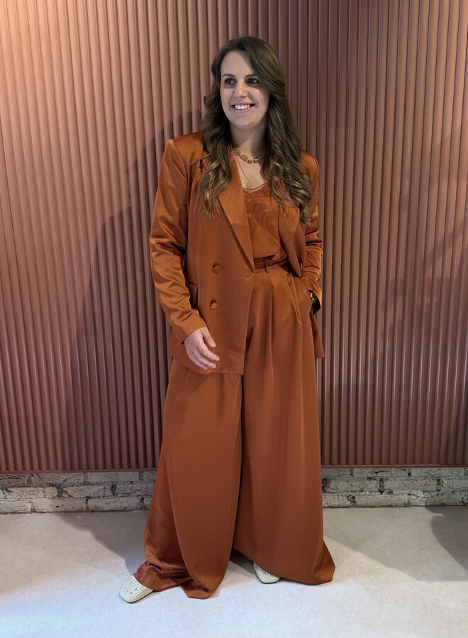 Onique wide leg satin pants | Sunset Orange