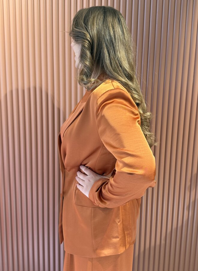 Sevigny relaxed satin blazer | Sunset Orange