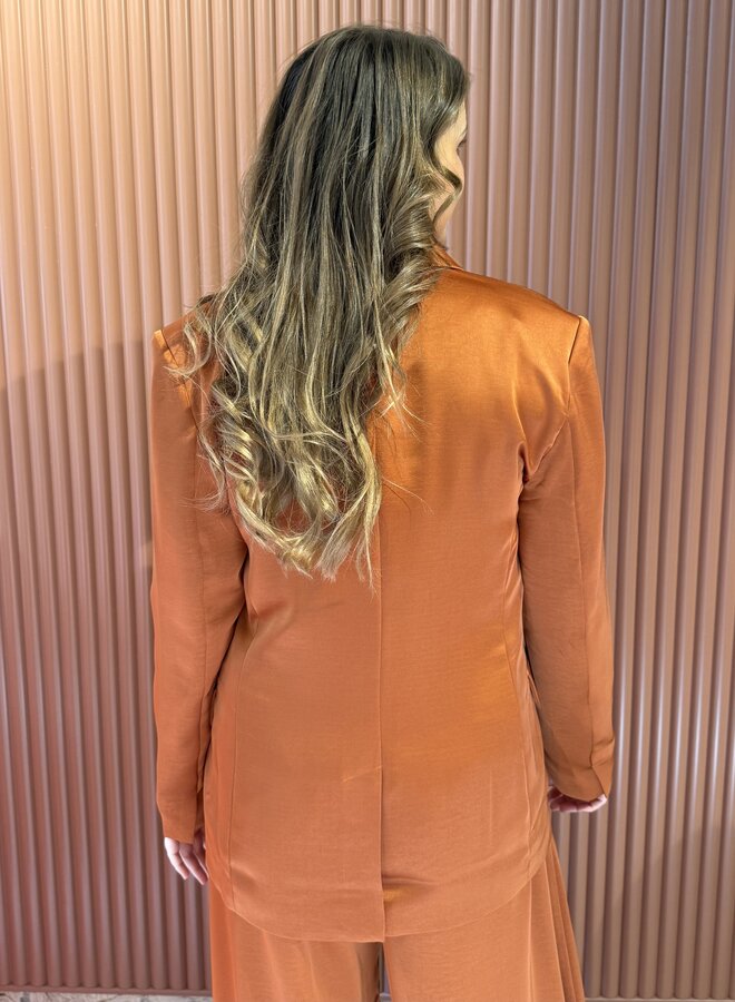 Sevigny relaxed satin blazer | Sunset Orange
