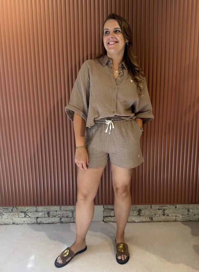 Crinkle shorts | Taupe