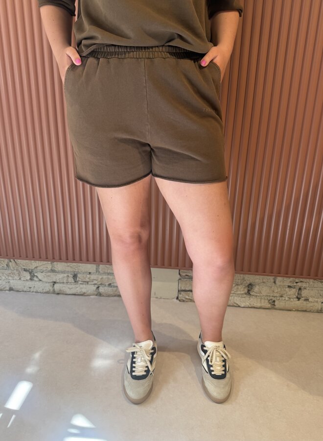 Sporty summer shorts | Brown